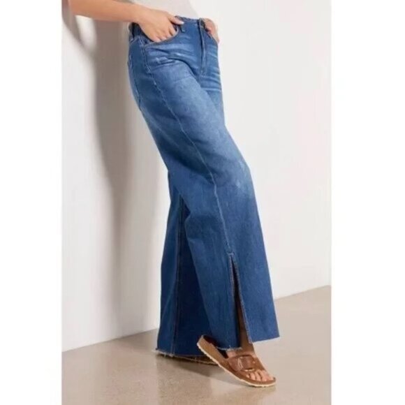 Evereve Ever Slouchy High Rise Wide Leg Jeans - Picture 1 of 9